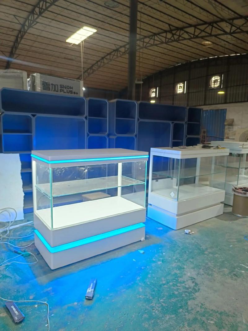 工廠展廳產(chǎn)品展示柜臺樣品商鋪陳列柜定制.